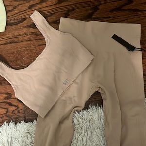 set active leggings and bra set